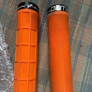 Used Deity grips (Grips only)